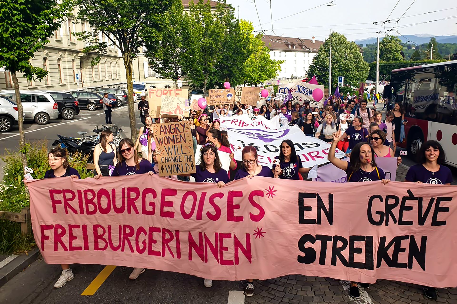 Grève féministe Fribourg