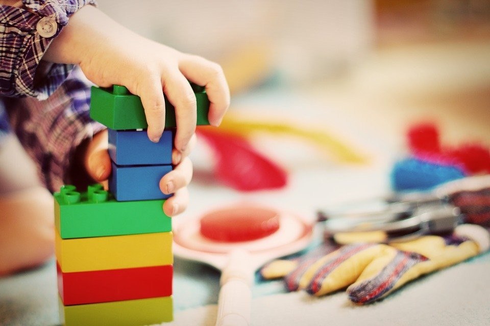 Knochenarbeit Kinderbetreuung