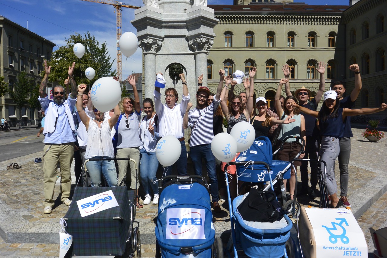 Depositata l’iniziativa per un congedo di paternità