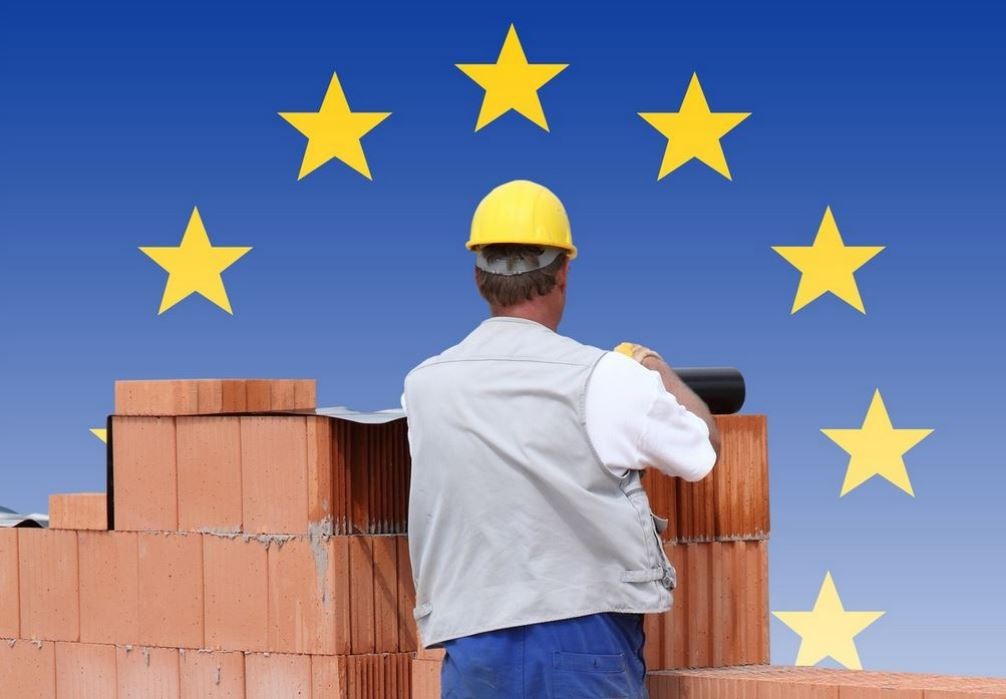 Migrantinnen und Migranten verteidigen Personenfreizügigkeit 
