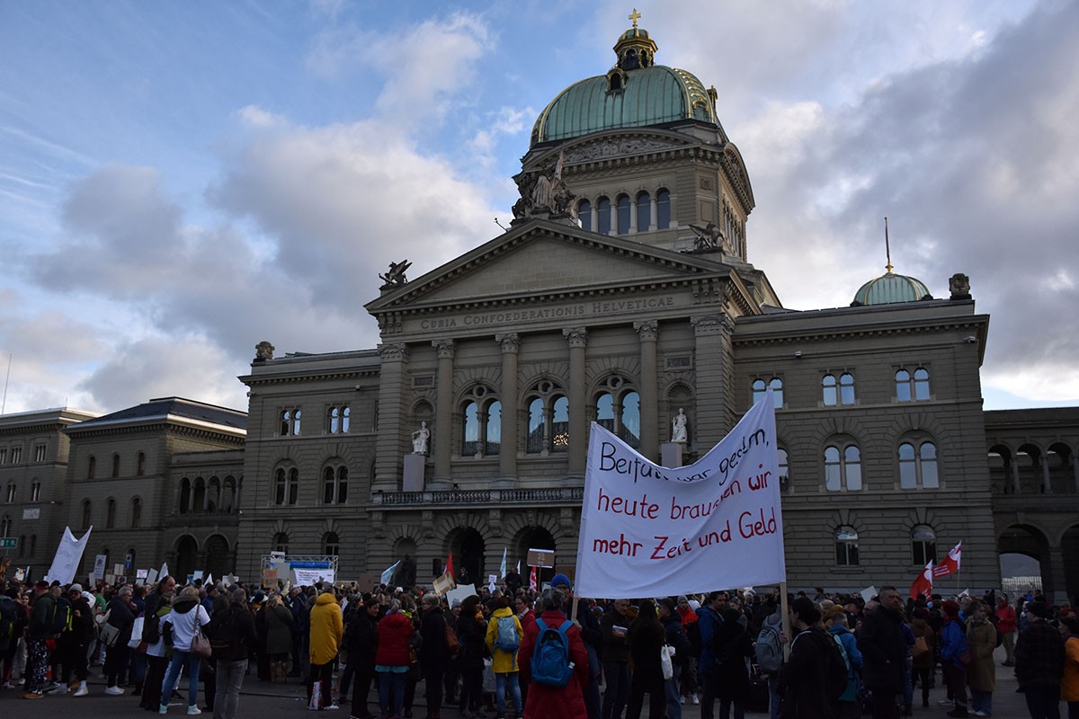 mm-dePflegen bis zum Kollaps? Ohne uns! – Fünf Sofortmassnahmen statt heisse Luft