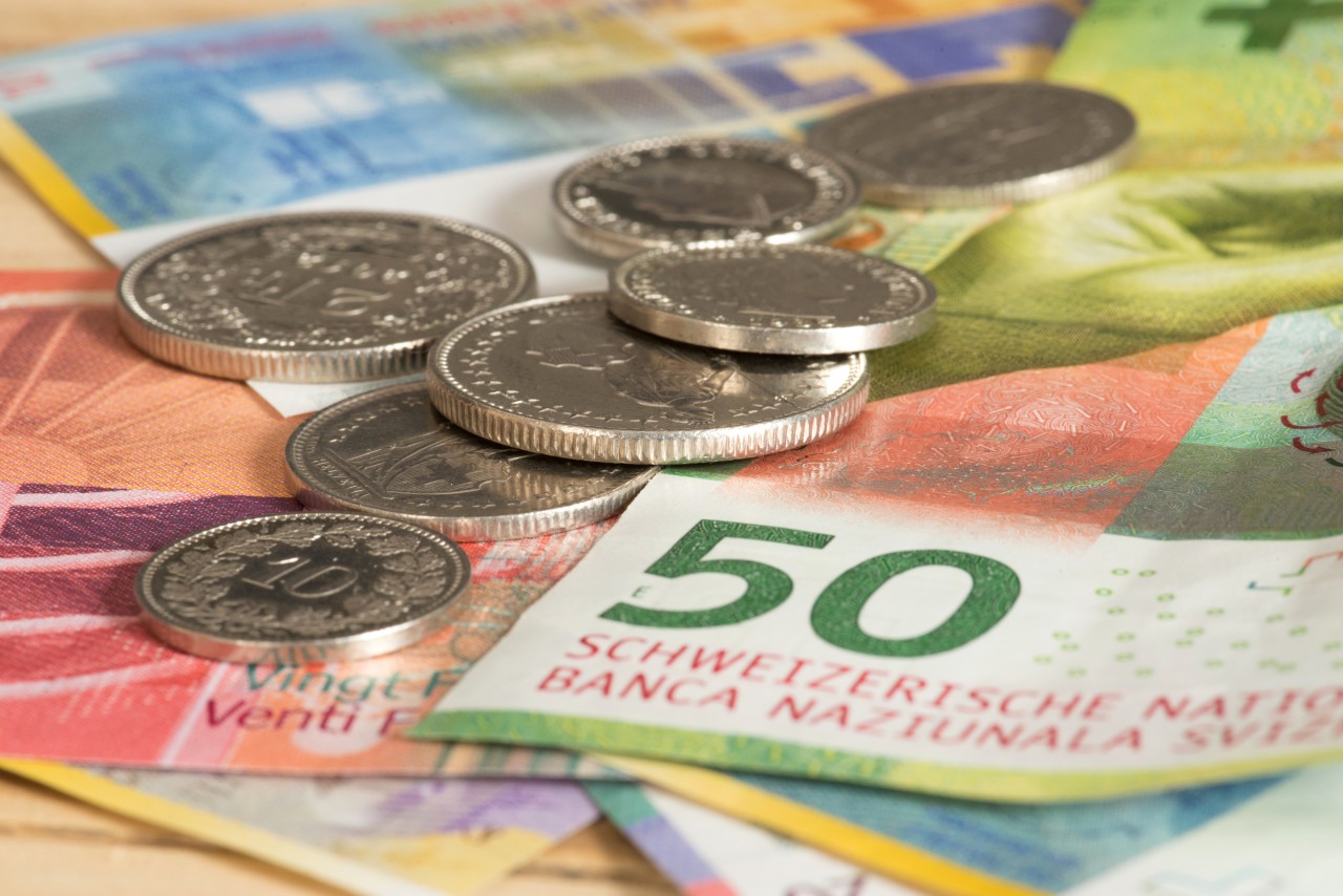  Négociations salariales 2023: augmentations de salaire les plus élevées depuis 20 ans – mais les employeurs empêchent la pleine compensation de l'inflation 