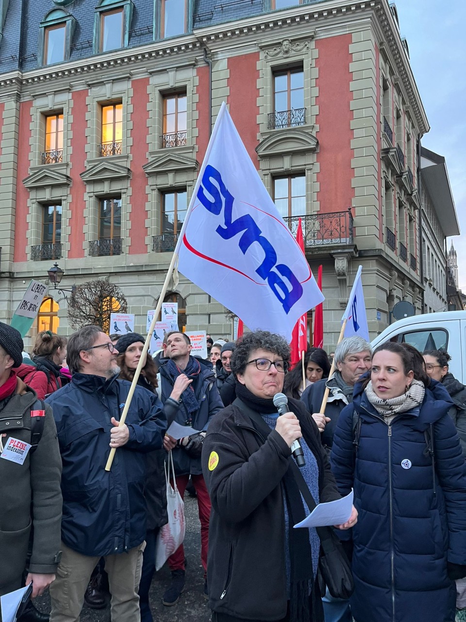 Indexation des salaires: la lutte se poursuit