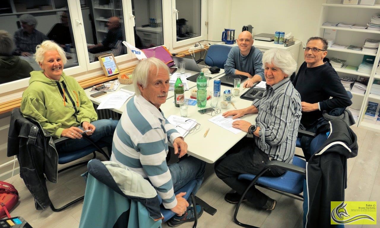 Zum-JahresschlussB_20231118-091103_1