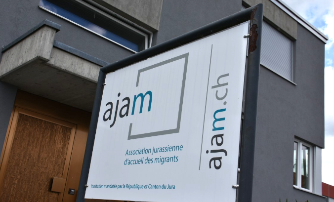 Une nouvelle convention collective de travail (CCT) pour le personnel de l’Association jurassienne d’accueil des migrants (AJAM) 