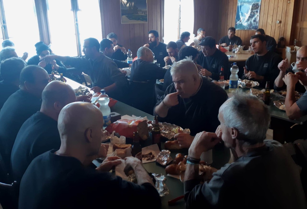 Pouletaktion-vom-Freitag-22.-November-2019-im-Steinbruch-Guber