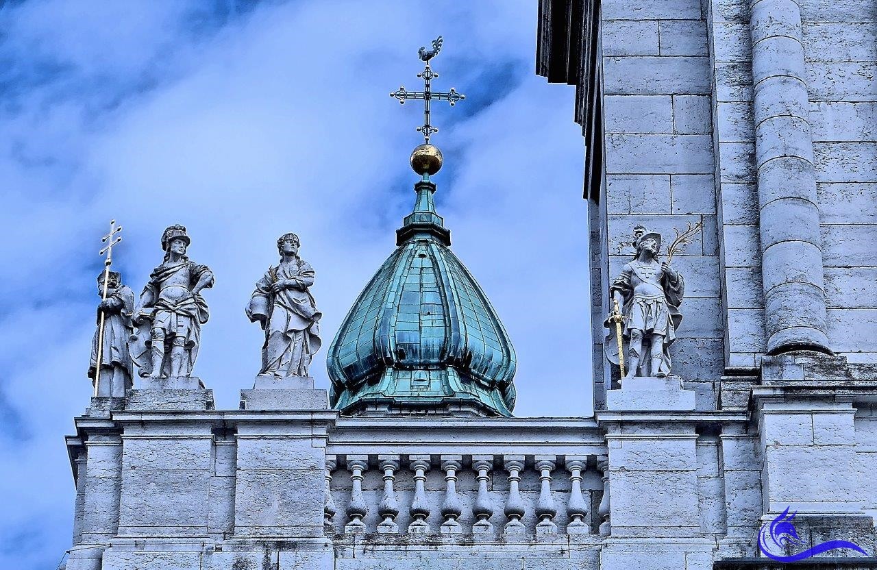 Markante Details an der St.Ursen-Kathedrale