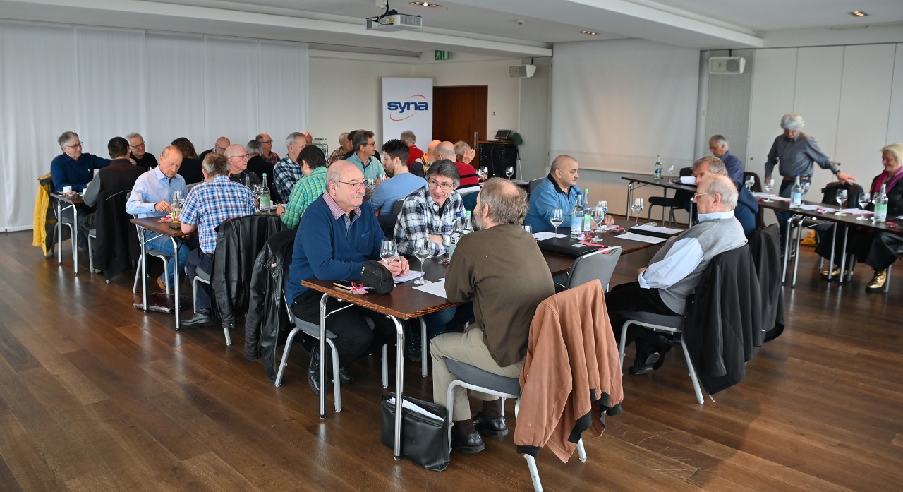 SyMa03_ZDie Regionen Oberer Zürichsee und Zürich/Schaffhausen bleiben eigenständig