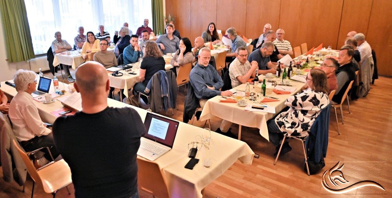 Saal-Teilnehmende_DSC_1702